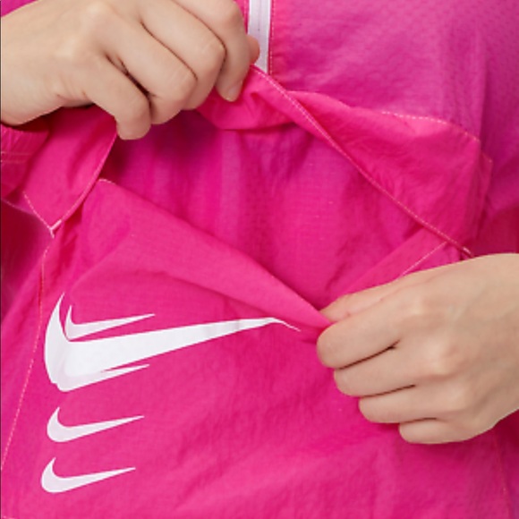 Nike jacket 💕 - Picture 4 of 7